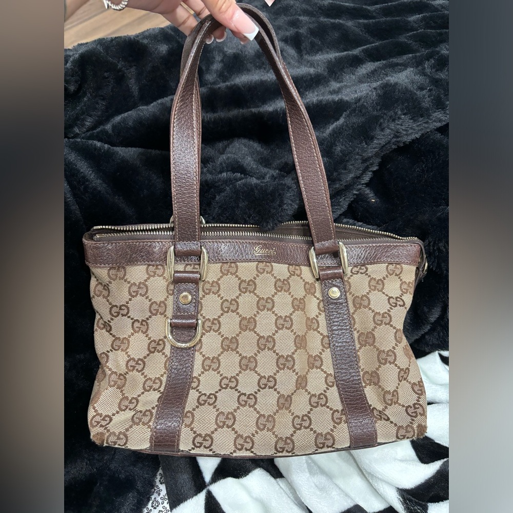 Authentic vintage Gucci Clutch